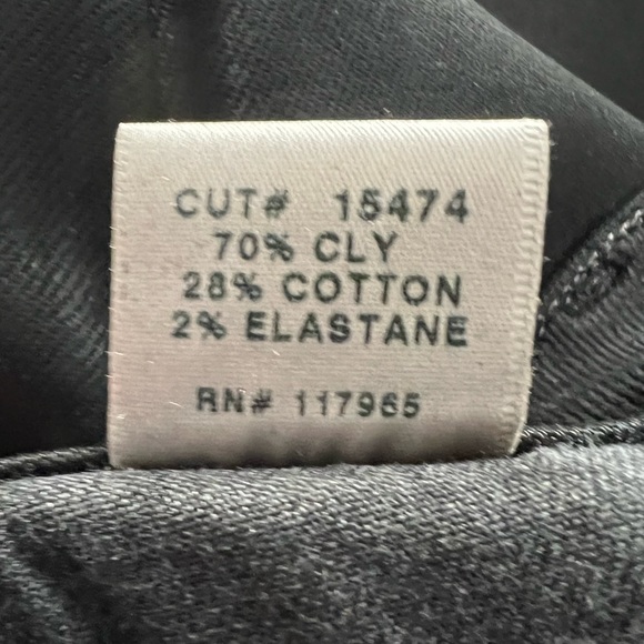 J BRAND Super Skinny Stretch Black Lacquer Jeans Size 26, Excellent Condition - Picture 6 of 8